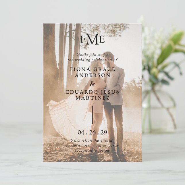 Invitation Fiona Photo Bold Monogramme Mariage moderne (Debout devant)