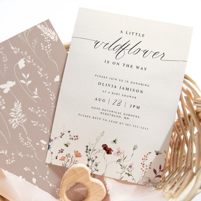 Invitation Fleur sauvage Boho Baby shower Woodsy Élégant (Elegant Boho Wildflower Baby Shower Invitation with Bees)