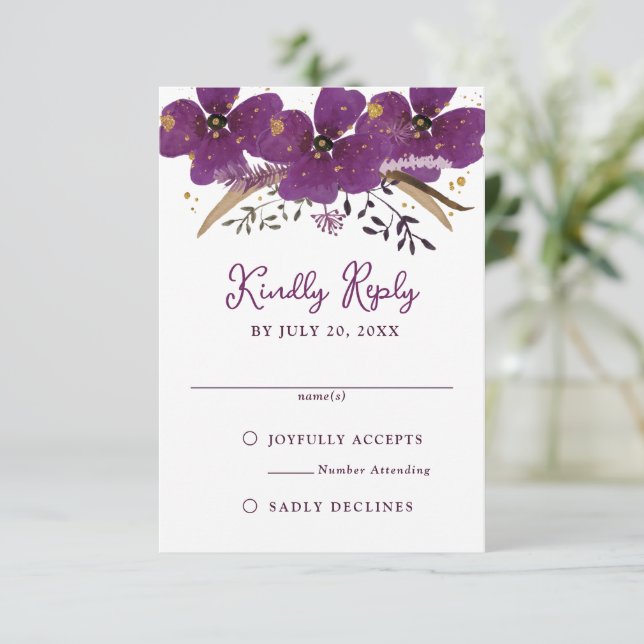 Invitation Fleurs d'aquarelle violet Réponse RSVP (Debout devant)