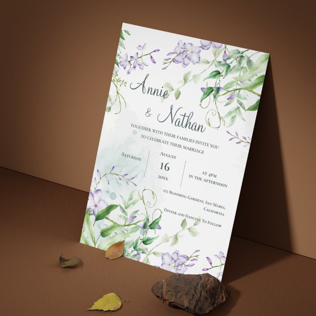 Invitation Fleurs violettes chic Feuilles verts Mariage flora (Chic Purple Flowers Green Leaves Floral Wedding Invitation)