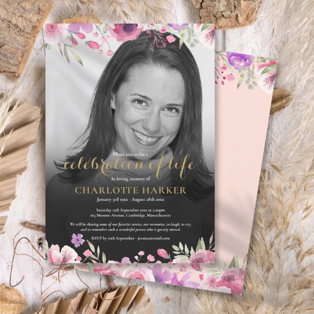 Invitation Floral Blush rose noir et blanc Photo funérailles (Floral Blush Pink Black and White Photo Funeral Invitation)