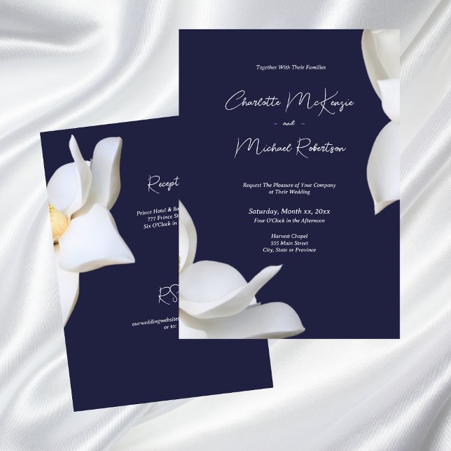 Invitation Floral élégant de Magnolia blanc sur Mariage de ma (White Magnolia Elegant Floral on Navy Wedding Invitation)