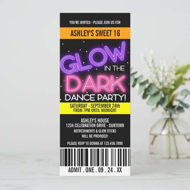Invitation Glow in the Dark Sweet 16 Party (Debout devant)
