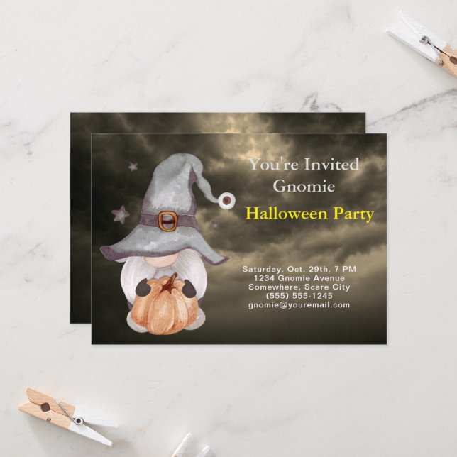 Invitation Gnome Sorcière Citrouille Cloudy Sky Halloween Par (Devant/Arrière en situation)
