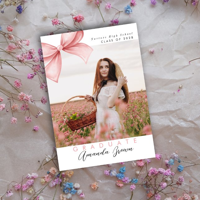 Invitation Grad party 2025 Pink Bow Coquette Elégant tendance (Créateur téléchargé)