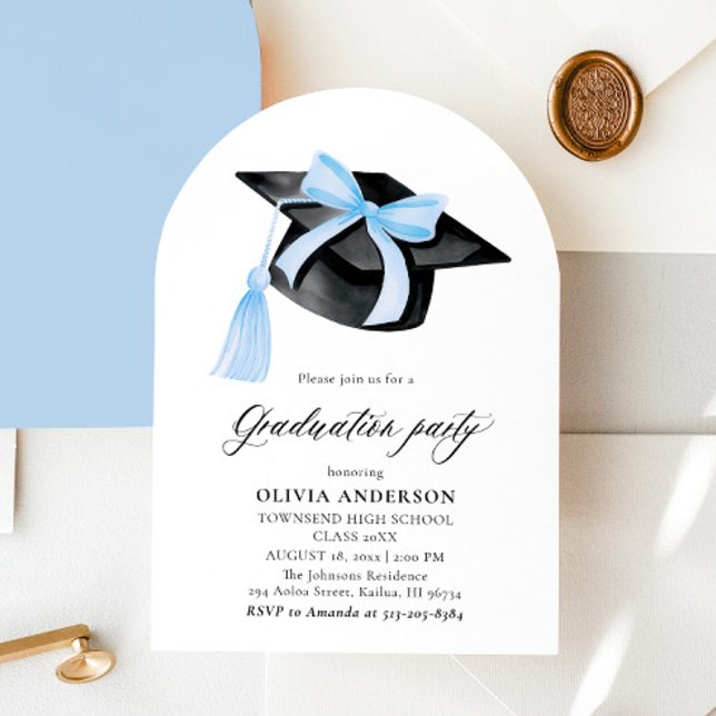 Invitation Graduation Moderne Bleu Bow Graduation Cap Arched (Créateur téléchargé)