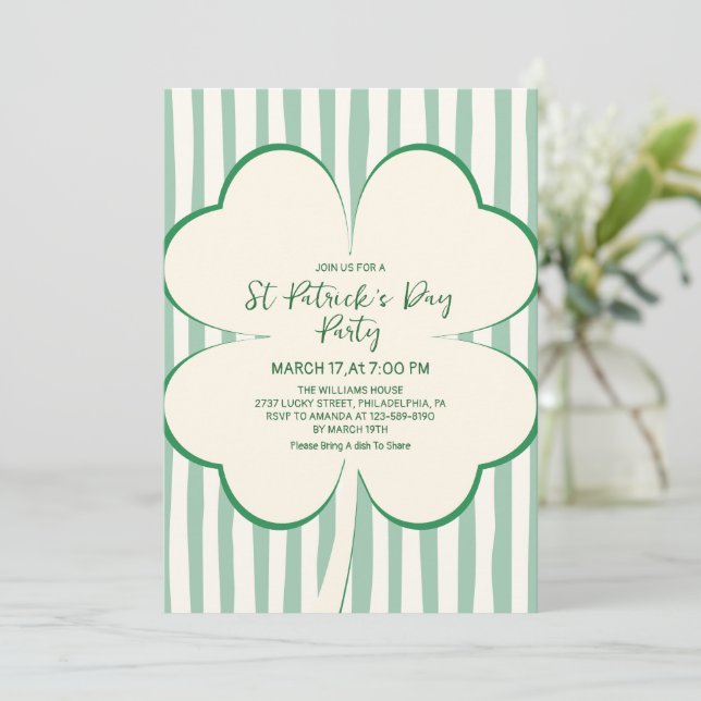Invitation Hand Drawn Green Clover & Stripes St Patrick's Day (Debout devant)