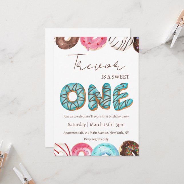Invitation Illustration en noix de Doucou un anniversaire (Devant/Arrière en situation)