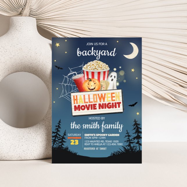 Invitation Jardin effrayant Halloween Soirée de cinéma (Scary Backyard Halloween Horror Movie Night Party Invitation)