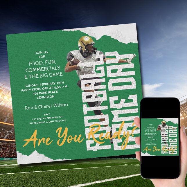 Invitation Jeu Jour Joueur de football Vert (Order INSTANT DOWNLOAD to send digitally or PRINTED cards to mail or both!
)