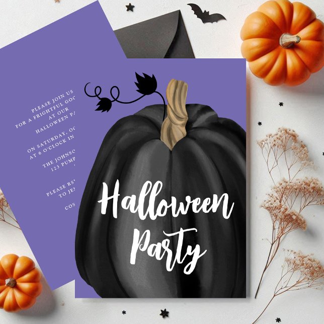 Invitation Jolie citrouille à l'écriture violette pour soirée (Cute Purple Script Pumpkin Halloween Party Invitation)