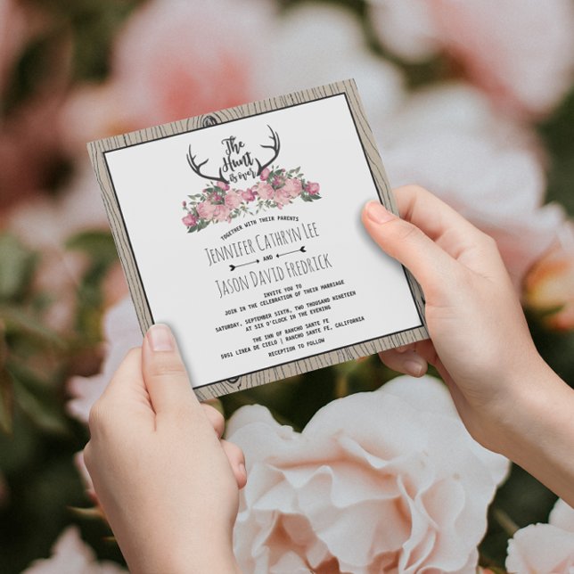 Invitation La chasse au bois de barnwood floral rustique est  (Créateur téléchargé)