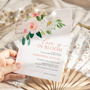 Invitation L'amour est dans la Fête des mariées florale rose