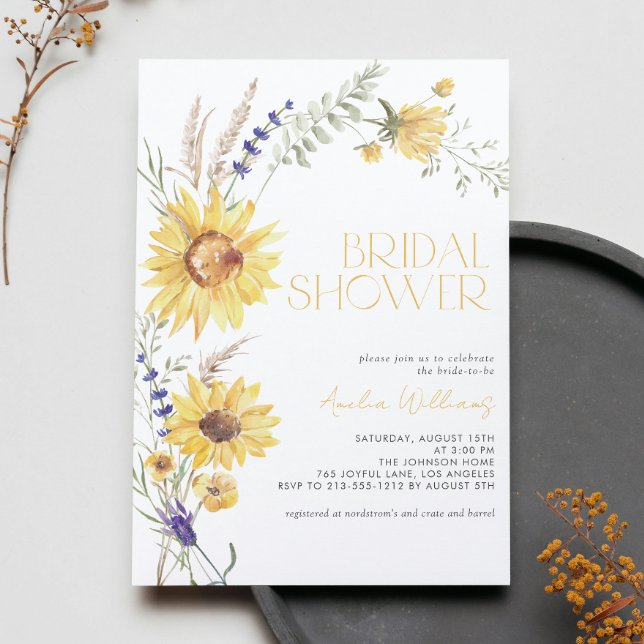 Invitation Lavande de tournesol rustique Fête des mariées flo (Easily personalize this amazing fall bridal shower invite for the perfect rustic event!)