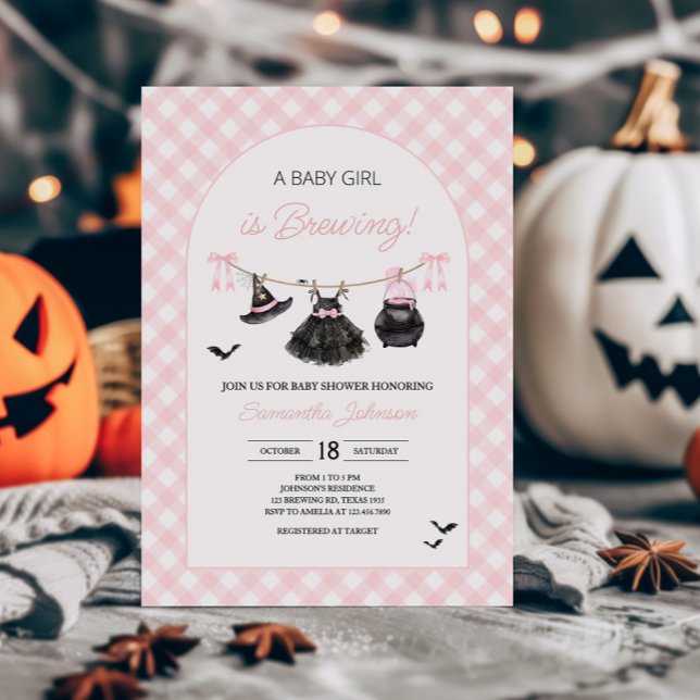Invitation Le bébé d'Halloween rose brasse le Baby shower (Pink Halloween Baby is Brewing Gingham Baby Shower Invitation)