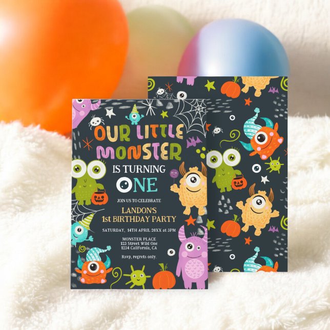 Invitation Le petit monstre d'Halloween mignon tourne un (Cute Halloween little monster is turning One Invitation)