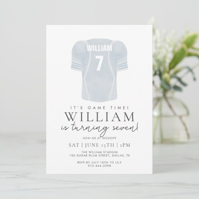 Invitation Light Blue Game Time Football Jersey Birthday  (Debout devant)