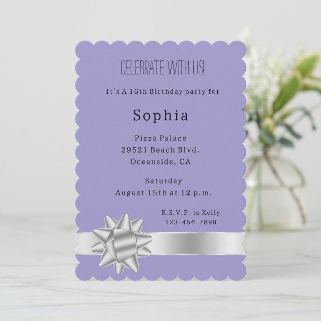 Invitation Lilac Purple Silver Ribbon et Bow Anniversaire (Debout devant)