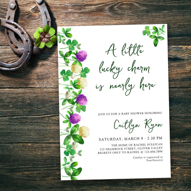 Invitation Lucky Charm Shamrocks et Baby shower de trèfle (A little lucky charm is nearly here - irish themed gender neutral baby shower invitation)