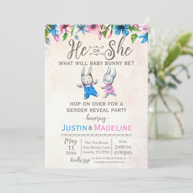 Invitation Lui ou Elle Bébé Lapin Fête de Révélation de genre (Debout devant)
