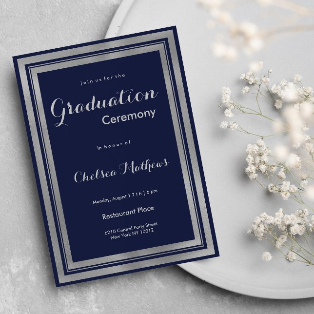 Invitation Luxe moderne marine bleu argent argent Graduation (Luxury modern navy blue silver Graduation )