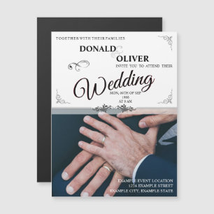 Invitation Magnétique Mains d'un couple gay de mariage avec des anneaux