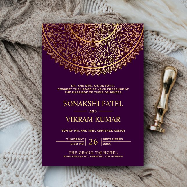 Invitation Mandala Mariage indien traditionnel en or violet (Créateur téléchargé)