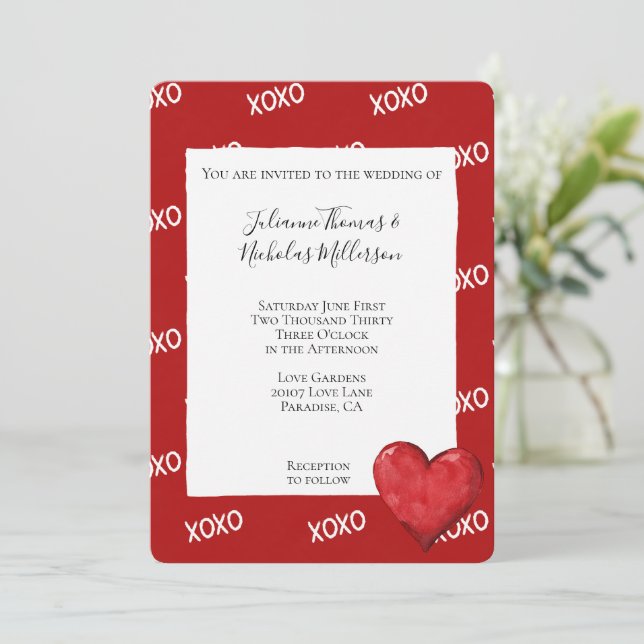 Invitation Mariage cardiaque Red XOXO (Debout devant)