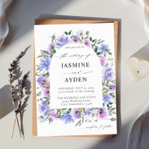Mariage d'arc floral peri et violet
