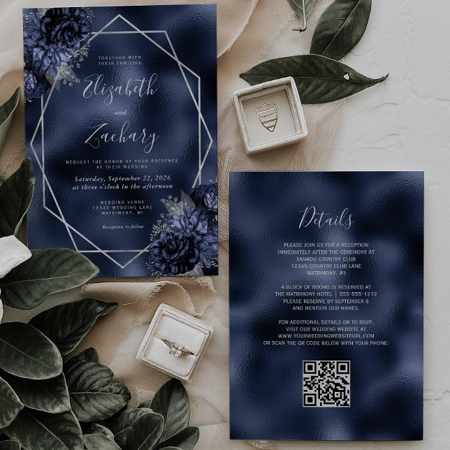 Invitation Mariage du code QR de la marine bleu floral (Créateur téléchargé)