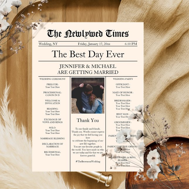 Invitation Mariage traditionnel de journal vintage beige (Créateur téléchargé)