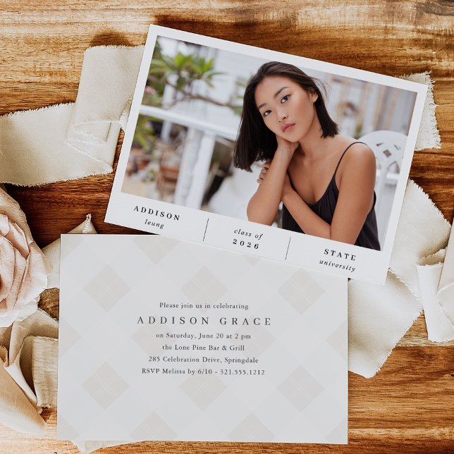 Invitation Minimalist Photo Graduation Announcement & Invite (Créateur téléchargé)