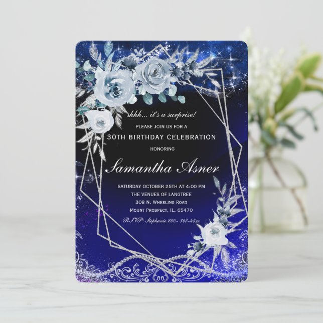 Invitation Modèle d'invitation à l'anniversaire surprise (Debout devant)