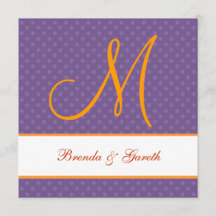 Invitation Monogramme pourpre de motif de point de polka