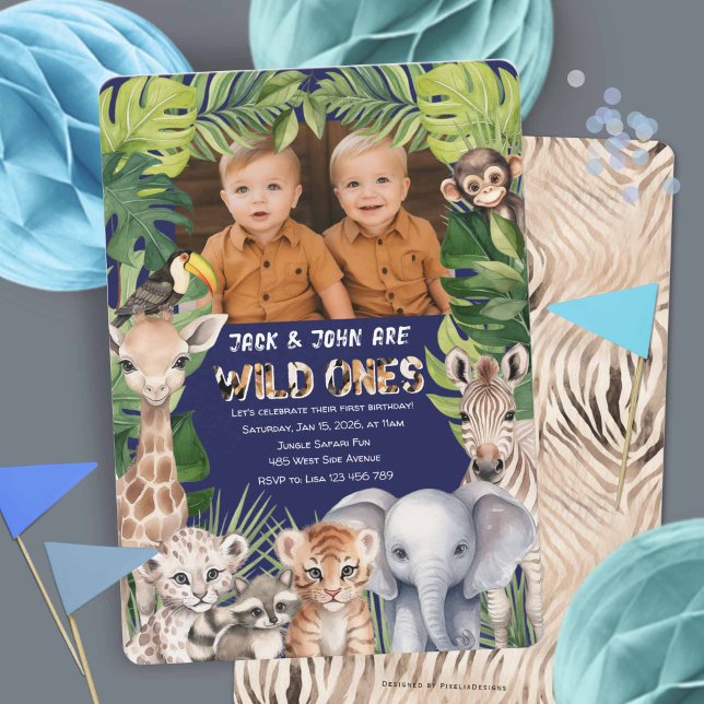 Invitation Navy Blue Wild one, Twins Photo Safari thème (Twins wild one, baby boy 1st birthday invitation, navy blue, safari jungle animals theme.
)