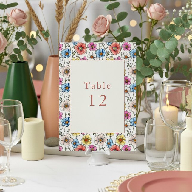 Invitation Numéro du tableau des fleurs sauvages colorées (Bright wildflowers wedding table number place card.)