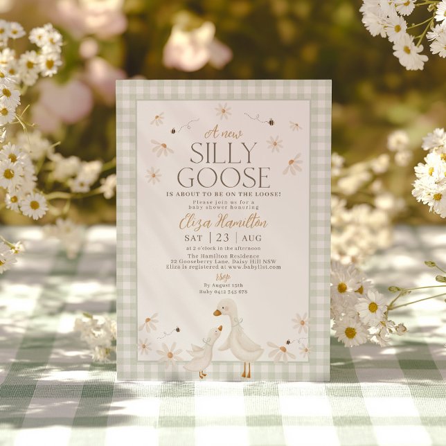 Invitation Oie sotte sur le Baby shower perdu En vichy (A new silly goose is about to be on the loose! Sage Green Gingham Goose Baby Shower Invitation)