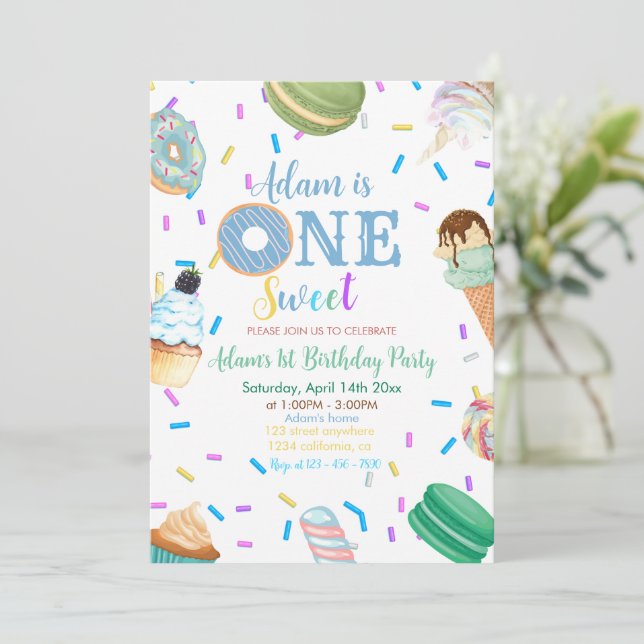 Invitation One Sweet Boy Donut Blue Dessert 1er anniversaire (Debout devant)