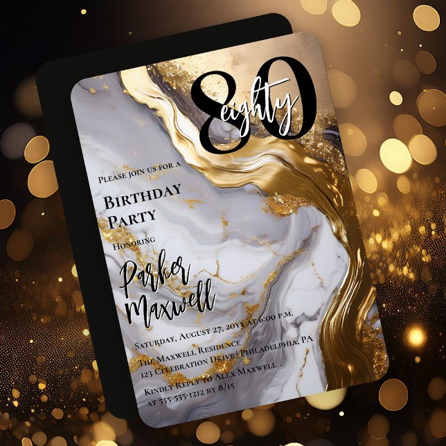 Invitation Or élégant | Marbre blanc Moderne 80 Anniversaire (Sleek Faux Gold and White Marble Modern "80" 80th Birthday Party Invitation - Print | Digital )