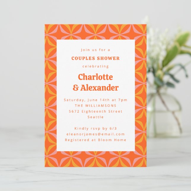 Invitation Orange moderne Retro Audacieux Typographie Couples (Debout devant)