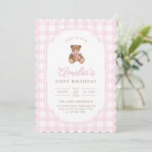 Ours en peluche à carreaux roses pour un premier a