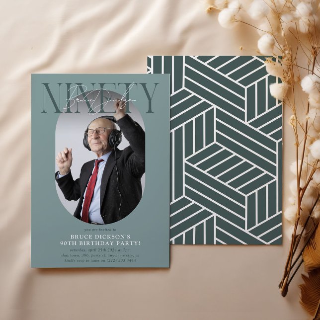 Invitation Ovale moderne photo et signature 90e anniversaire (Créateur téléchargé)