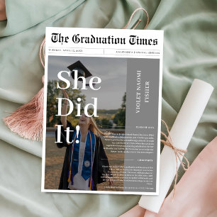 Invitation Personnalisé Elle L'A Fait Graduation 2025 Journal
