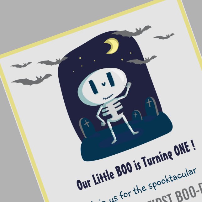 Invitation Petit livre Skeleton mignon Halloween 1er annivers (Halloween-1st-Birthday-Invitation-Little-boo-Cute-Skeleton-grey-1)