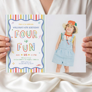 Invitation photo d'anniversaire colorée Quatre ans