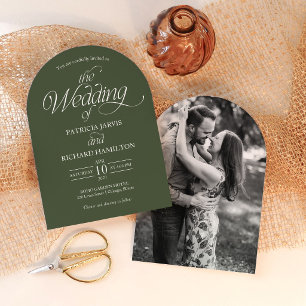 Invitation Photo de mariage minimaliste vert forêt avec arche