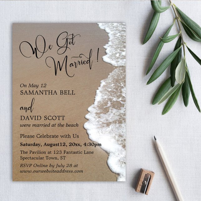 Invitation Photo de plage de sable et de mousse, nous nous so (Créateur téléchargé)