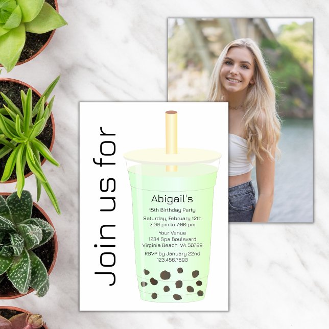 Invitation Photo Moderne Moderne Lumière Vert Boba Tea Annive (Créateur téléchargé)