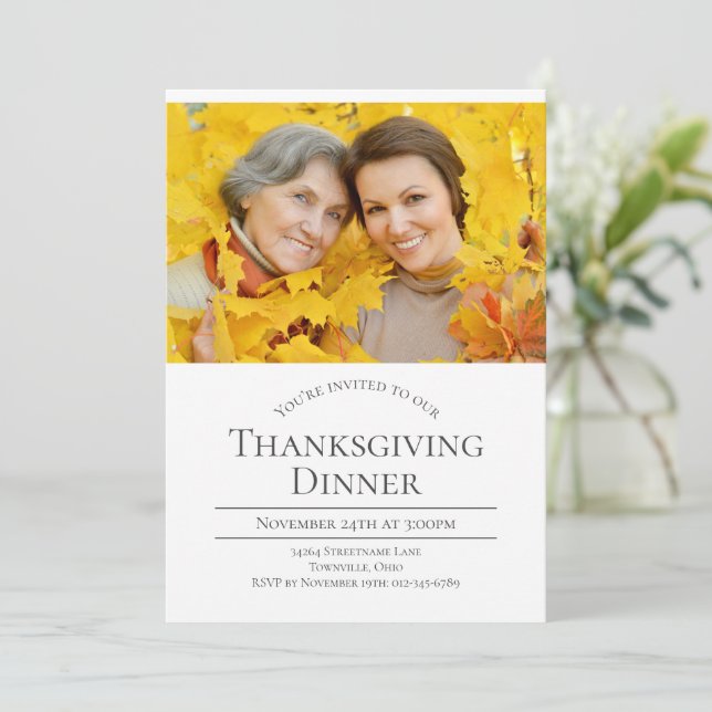 Invitation Photo moderne Thanksgiving (Debout devant)