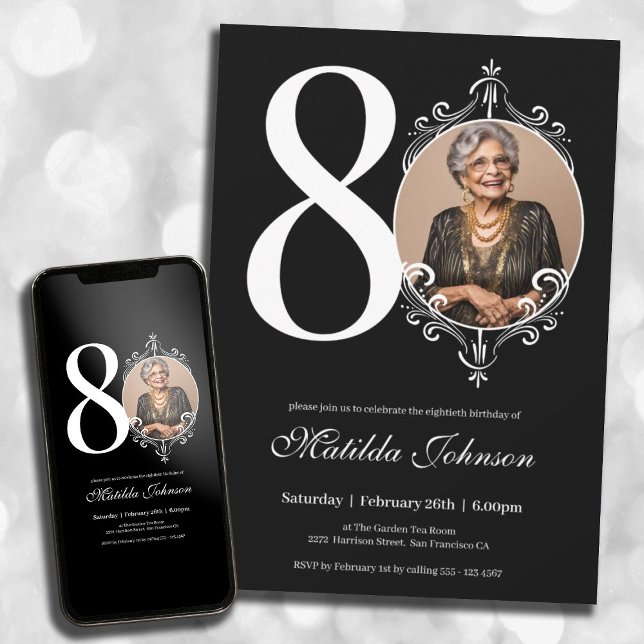 Invitation Photo personnalisée en noir et blanc 80e anniversa (80th Birthday Classic Black and White Custom Photo Invitation)